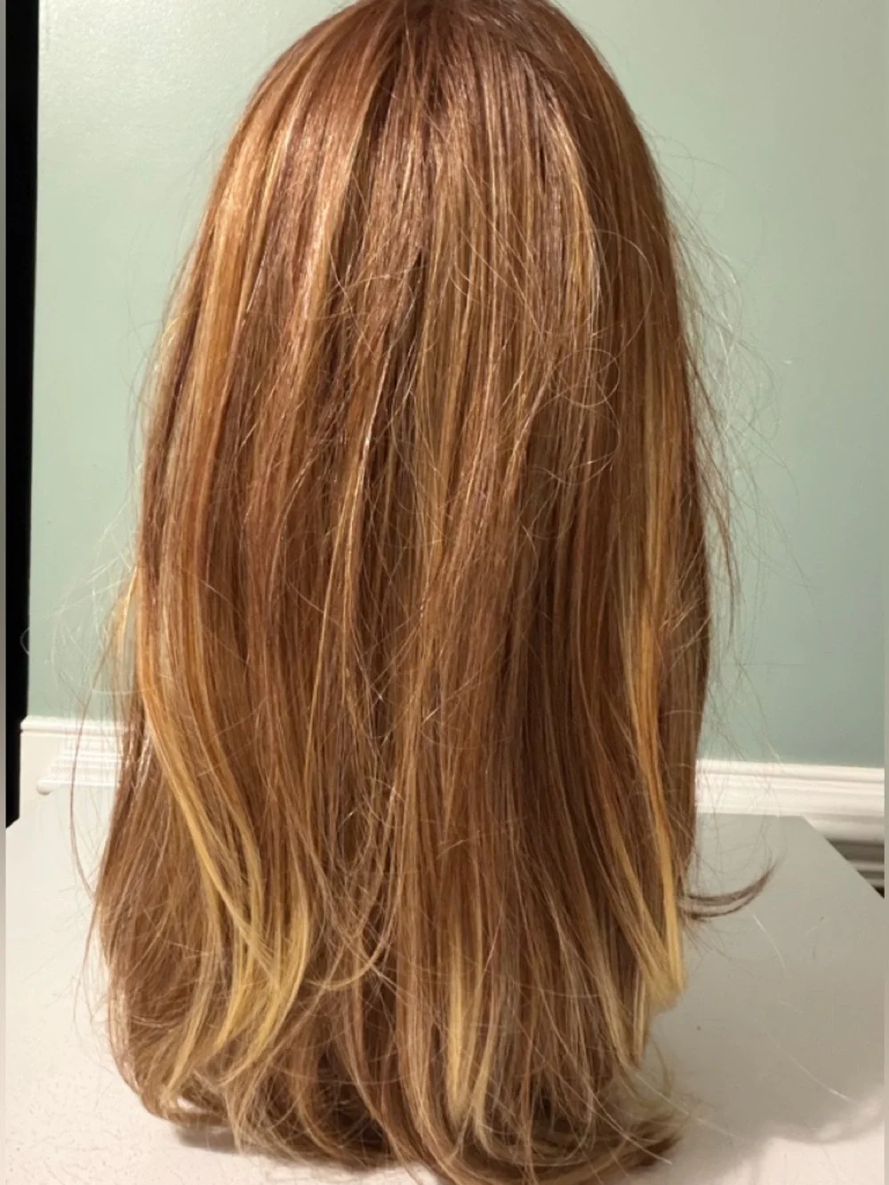 Toni Brattin wig - all grown up - red blonde heat friendly - Picture 2 of 3